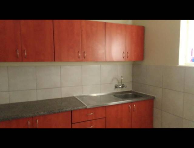 2 BEDROOM PROPERTY TO RENT IN AVOCA